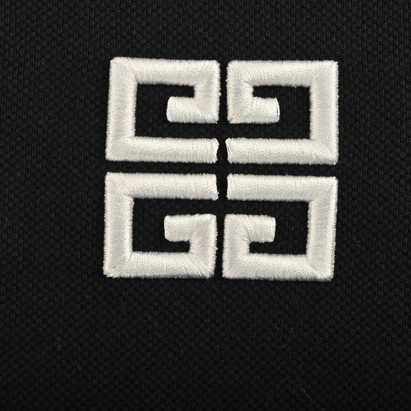 19ecee0e4c8410f1e007e9e00632242e_1745398750_4188.jpg