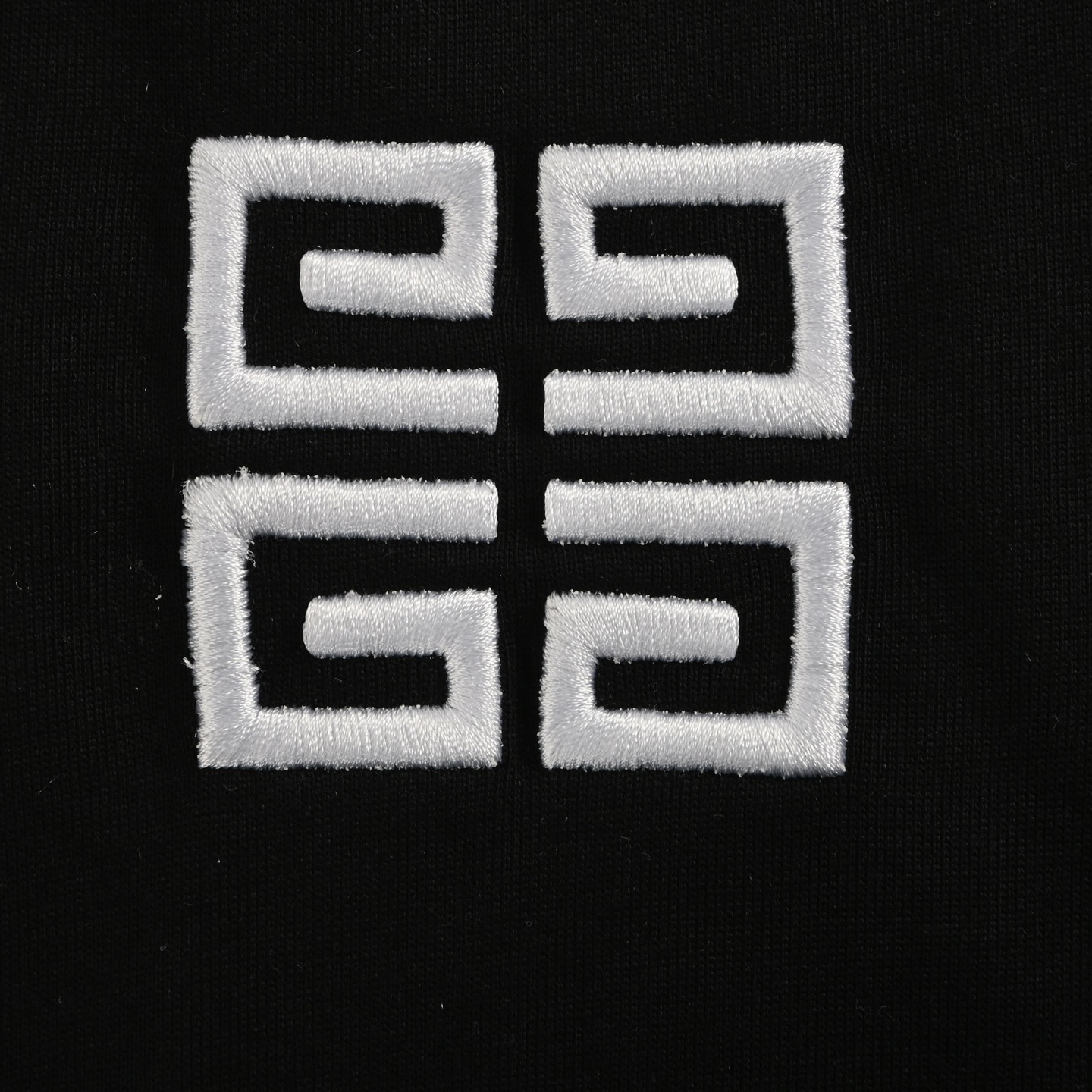 1d71aebf2bd2c01d565995bb5d1b906f_1745902643_3943.jpg