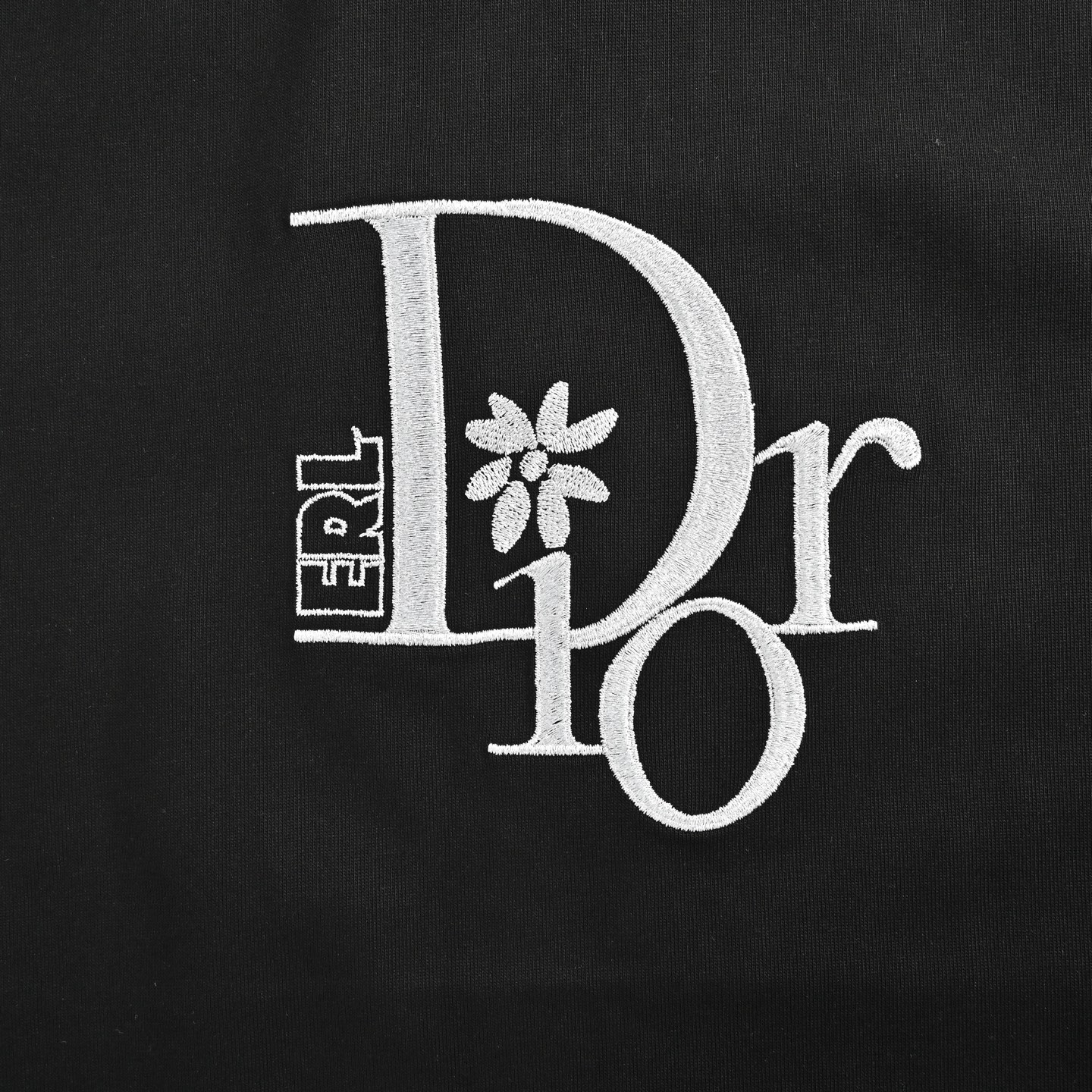 1d71aebf2bd2c01d565995bb5d1b906f_1745907781_7552.jpg