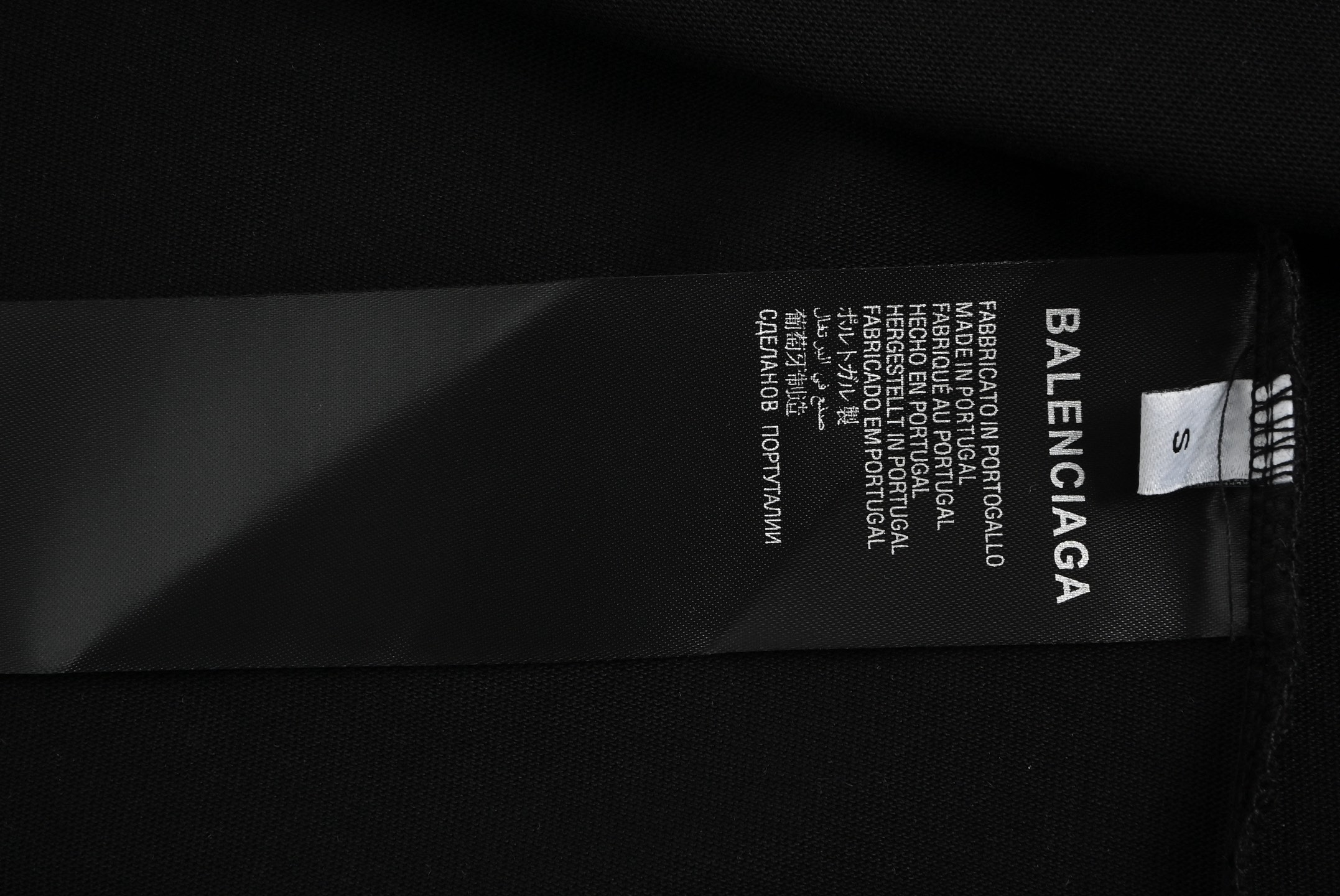 5250c31daf81f867ba1c388f1674030e_1744872552_239.jpg