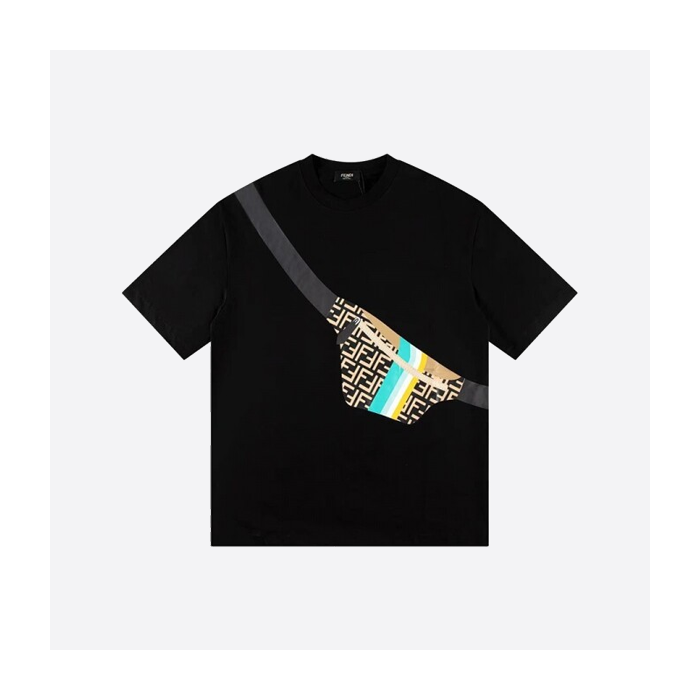 フェンディ チェストバッグプリント 半袖Tシャツ